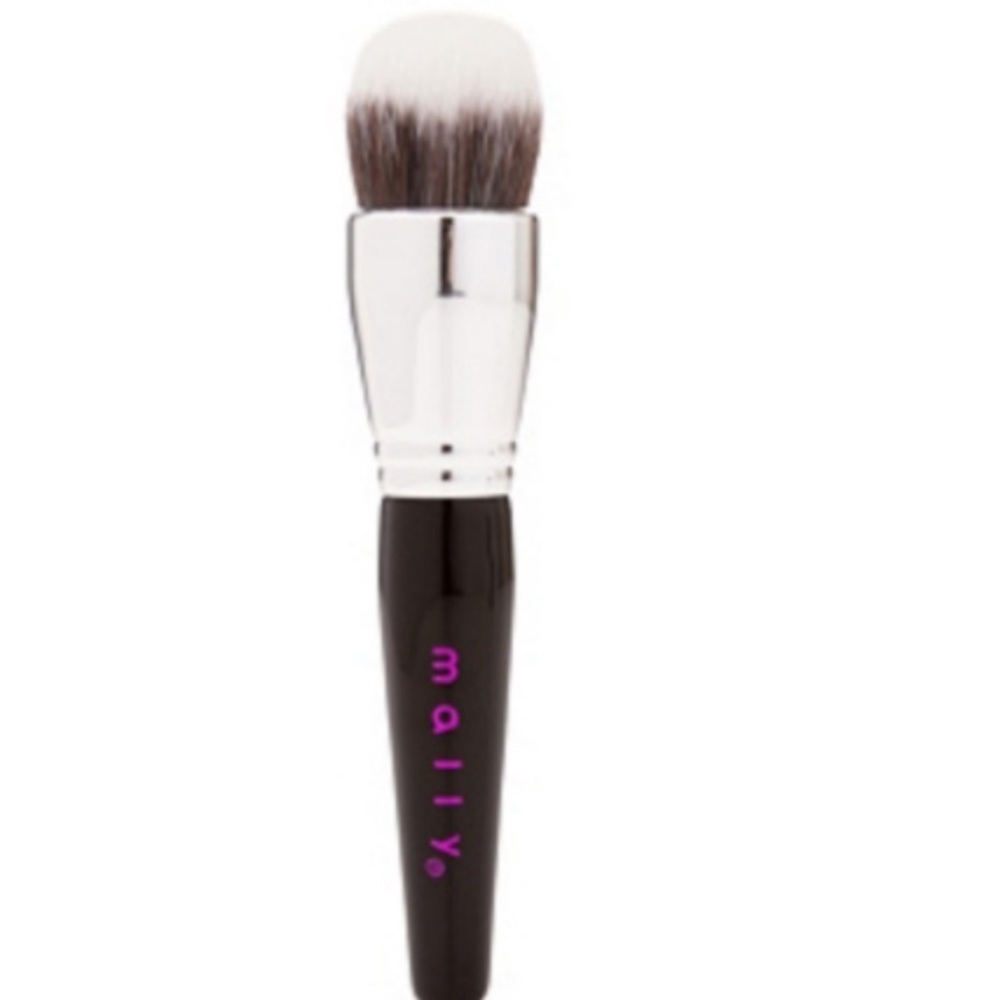 Mally Beauty Foundation Brush - Picture 6 of 6